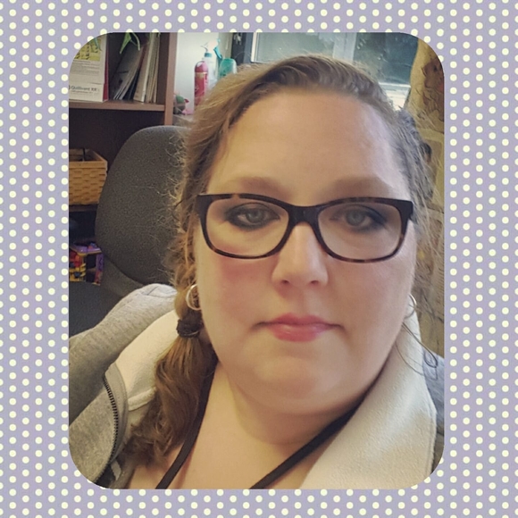 Meet your Posher, Kim - Picture 1 of 1